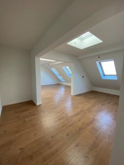تصویر 3 Zimmer / 111,22 m² – Charmante Dachgeschoss- Wohnung mit Wohlfühlfaktor, Wendenschloßstr. 131A