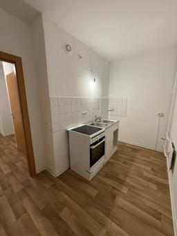 تصویر 1 Zimmer / 39,23 m² – gemütliche 1-Zimmer Erdgeschosswohnung in der Nossener Straße 75 (NUR MIT WBS!)
