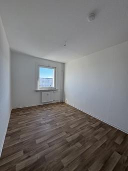 تصویر 2 Zimmer / 51,76 m² – Ruhige Seniorenwohnung mit bequemem, stufenlosem Hauseingang