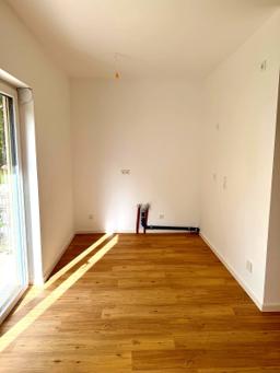 تصویر 3 Zimmer / 74,99 m² – Gefördertes Wohnen: 3 Zimmer mit Balkon – WBS 140 erforderlich!