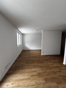 تصویر 1 Zimmer / 45,58 m² – Moderne 1-Zimmer -Wohnung mit großem Balkon und optimaler Verkehrsanbindung gesucht?