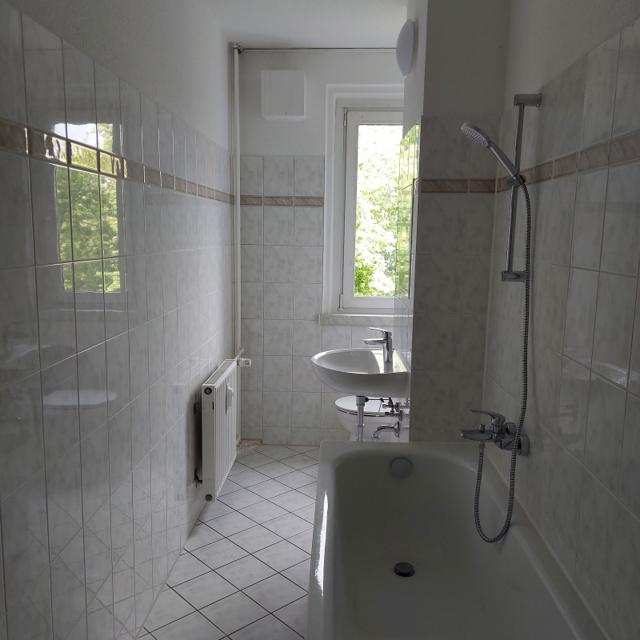 تصویر 4 Zimmer / 84,79 m² – Schöne 3-Raum-Wohnung, Maxie-Wander-Str. 4 - 03. OG (4. Etage ohne Fahrstuhl)