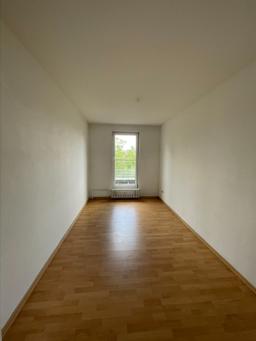 تصویر 4 Zimmer / 90,83 m² – Schöne 4-Zimmerwohnung ab sofort verfügbar!