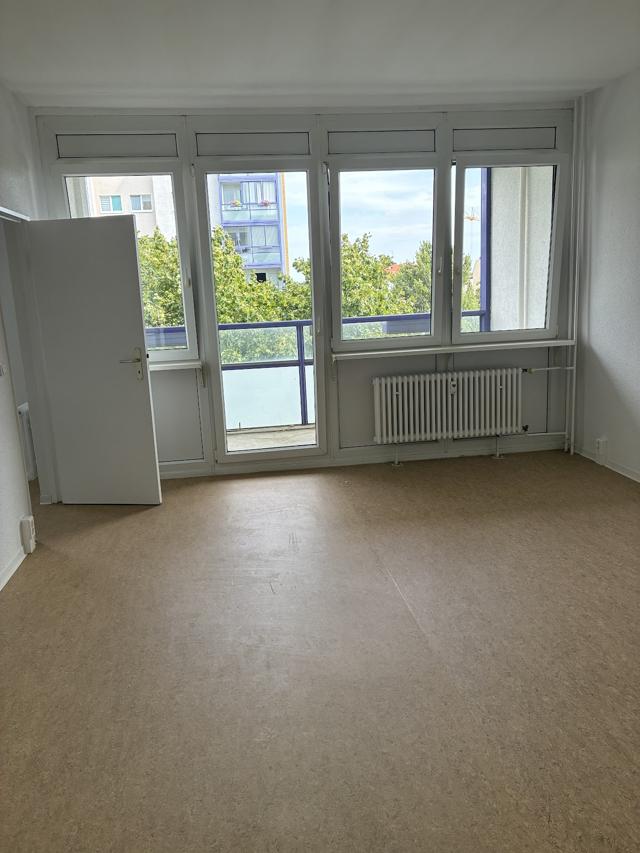 تصویر 2 Zimmer / 49,01 m² – Holzmindener Str. 26b, 4.G LI