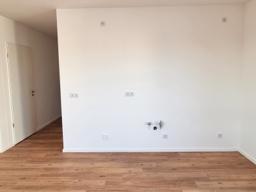 تصویر 3 Zimmer / 81,91 m² – Große Zimmer, Wannenbad und Abstellraum im grünen Buckow!