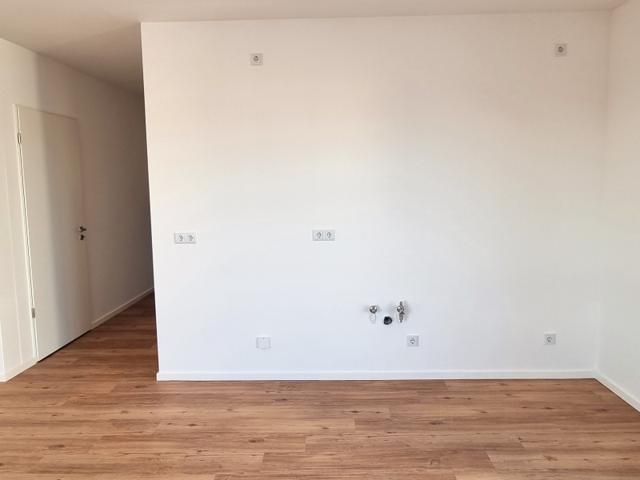 تصویر 3 Zimmer / 81,91 m² – Große Zimmer, Wannenbad und Abstellraum im grünen Buckow!