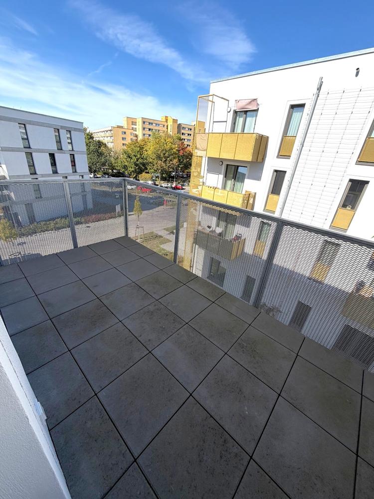 تصویر 2 Zimmer / 60,24 m² – Helle Dachgeschosswohnung mit Balkon!