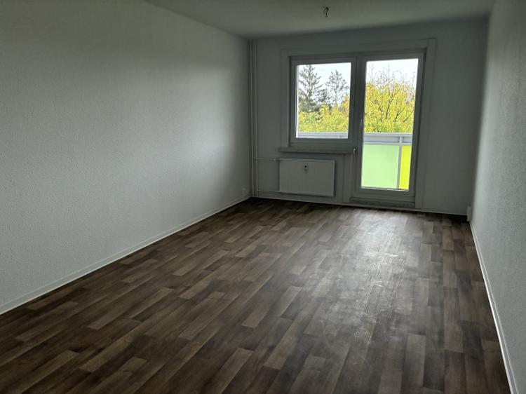 تصویر 3 Zimmer / 70,99 m² – schöne 3-Zimmer-Wohnung in ruhiger Wohnlage in der Erich-Kästner-Straße 85