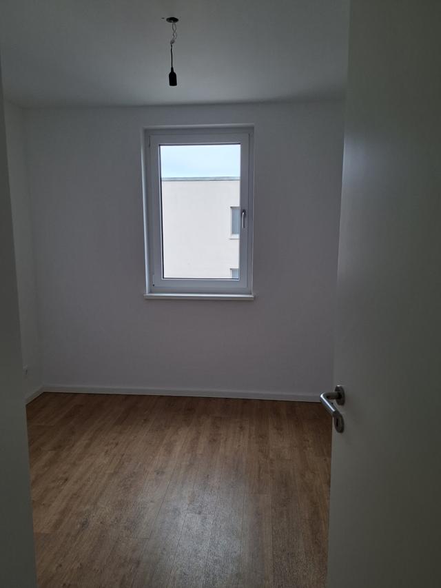 تصویر 5 Zimmer / 105,92 m² – 5-Raum-Wohnung - Schwarzheider Str. 29, 5.OG (einkommensabhängige Vermietung ohne WBS)