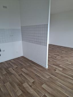 تصویر 1 Zimmer / 32,58 m² – Etkar-Andre-Straße 21, 4.G MI