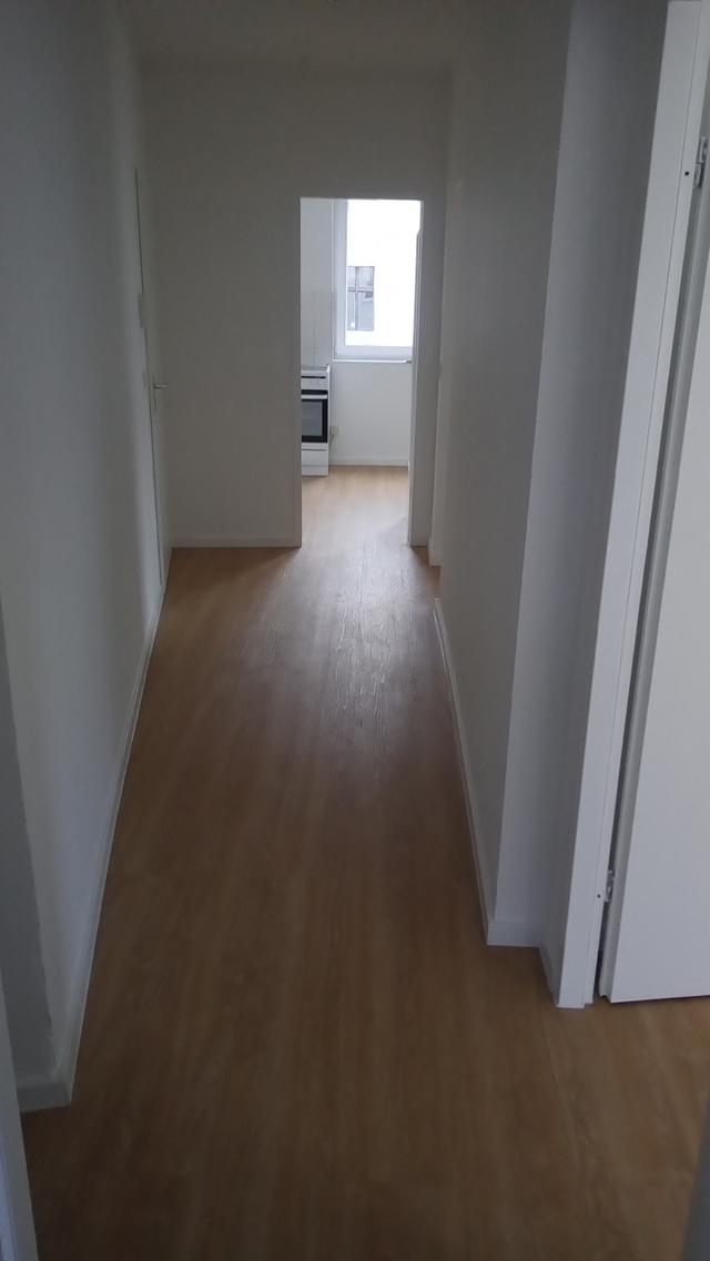 تصویر 2 Zimmer / 65,37 m² – WBS - Wohnung Kolonnenstr. 66, 4.G LI