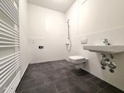 تصویر 1 Zimmer / 31,36 m² – 1 Zimmer im Erdgeschoss mit kleinem Garten!