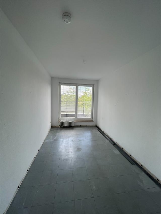 تصویر 4 Zimmer / 90,83 m² – Schöne 4-Zimmerwohnung ab sofort verfügbar!