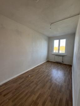 تصویر 3 Zimmer / 58,17 m² – Gemütlichkeit zum Selbstrenovieren, Sterndamm 141, 4.G RE