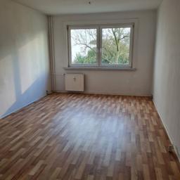 تصویر 3 Zimmer / 78,41 m² – Schöne 3-Raum-Wohnung - Peter-Edel-Str. 13 im Erdgeschoss unweit Gärten der Welt