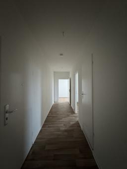 تصویر 4 Zimmer / 75,70 m² – Attraktive 4-Zimmer-Wohnung in direkter Nähe zu den Gärten der Welt