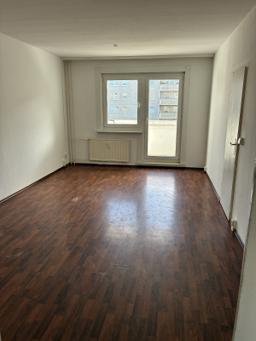 تصویر 3 Zimmer / 69,52 m² – Schönefelder Chaussee 205, 3. OG links