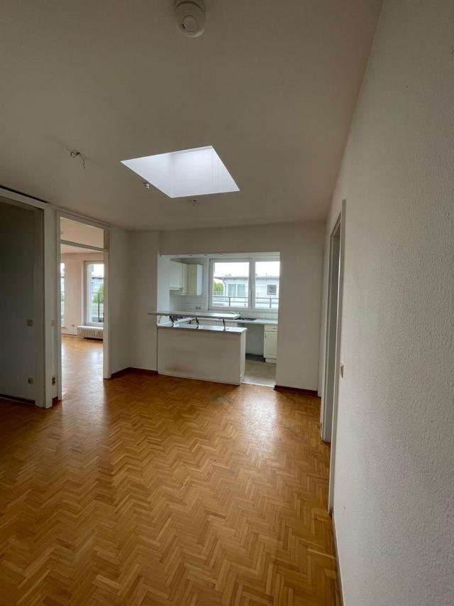 تصویر 4 Zimmer / 90,83 m² – Schöne 4-Zimmerwohnung ab sofort verfügbar!