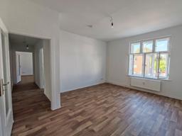 تصویر 2 Zimmer / 70,51 m² – Schöne 2 Zimmer Altbauwohnung direkt am S-Bahnhof Mahlsdorf