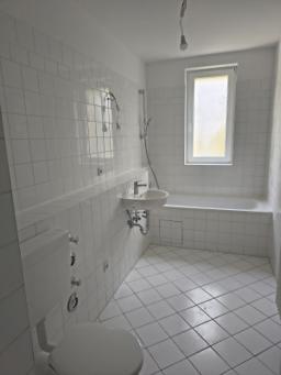 تصویر 2 Zimmer / 46,71 m² – WBS 100/140 * Rodenkirchener Str. 25, 1.G RE