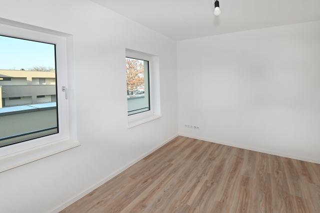 تصویر 4 Zimmer / 81,14 m² – Familienwohnung mit 4 Zimmern mit Terrasse!