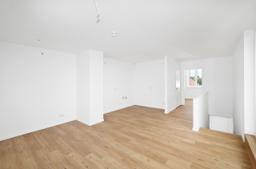 تصویر 4 Zimmer / 99,54 m² – Großzügige Maisonette-Wohnung mit Terrasse und Balkon in Altglienicke