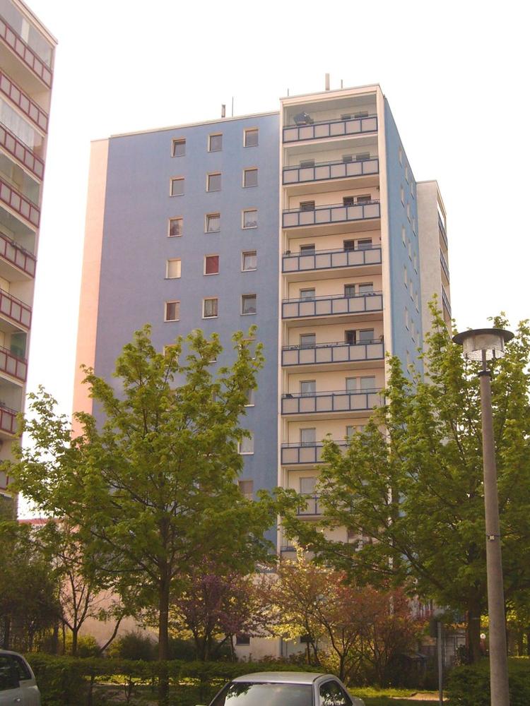 تصویر 2 Zimmer / 51,76 m² – Ruhige Seniorenwohnung mit bequemem, stufenlosem Hauseingang · Cecilienstraße 232, 12619 Berlin