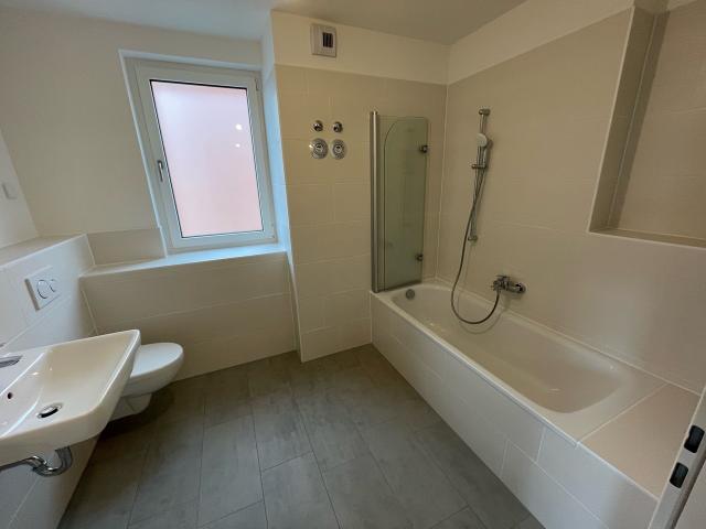 تصویر 3 Zimmer / 73,14 m² – Moderne 3-Zimmer-Wohnung mit Fußbodenheizung und Tageslichtbad!