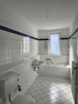 تصویر 5 Zimmer / 109,65 m² – WBS mit besonderem Wohnbedarf notwendig_Schöne Maisonettewohnung