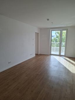 تصویر 2 Zimmer / 53,69 m² – 2-Raum-Whg. im Neubaugebiet Hoyerswerdaer Str. 41, 4.OG - einkommensabhängige Vermietung ohne WBS