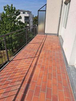 تصویر 3 Zimmer / 87,02 m² – Großzügig geschnittene 3-Zimmerwohnung mit Balkon!