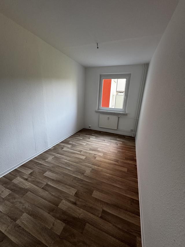 تصویر 3 Zimmer / 61,17 m² – Schönes 3 Zimmer Wohnung Nähe Helle Mitte, mit WBS zu vermieten