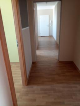 تصویر 4 Zimmer / 88,46 m² – Ihr neues Zuhause: Familiengerechte 4-Raum-Wohnung zum Renovieren nach eigenen Wünschen