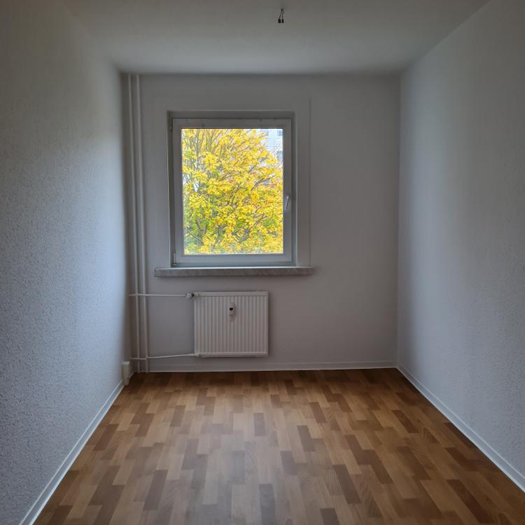 تصویر 3 Zimmer / 78,41 m² – Schöne 3-Raum-Wohnung - Peter-Edel-Str. 13 im Erdgeschoss unweit Gärten der Welt