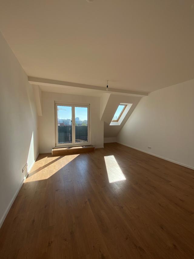 تصویر 3 Zimmer / 111,22 m² – Charmante Dachgeschoss- Wohnung mit Wohlfühlfaktor, Wendenschloßstr. 131A