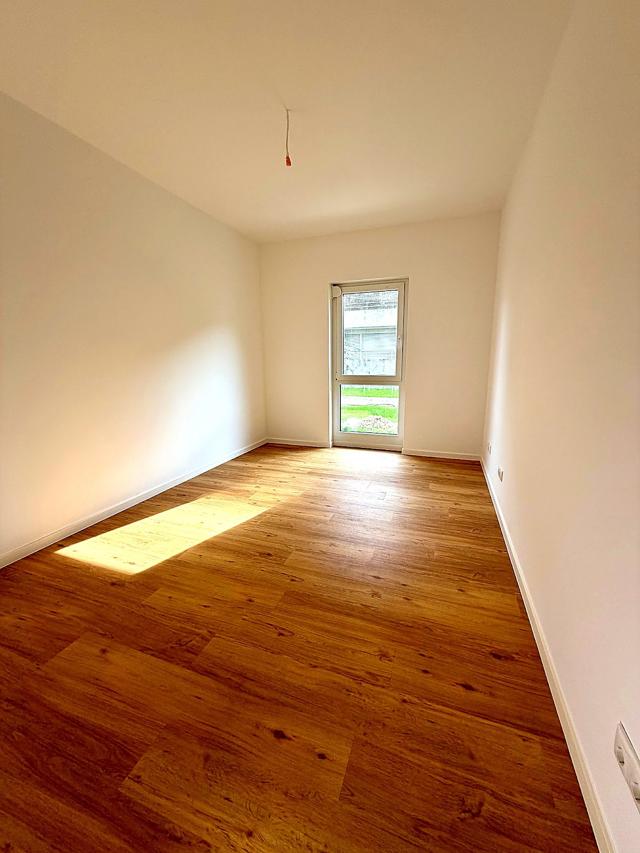 تصویر 3 Zimmer / 74,99 m² – Gefördertes Wohnen: 3 Zimmer mit Balkon – WBS 140 erforderlich!