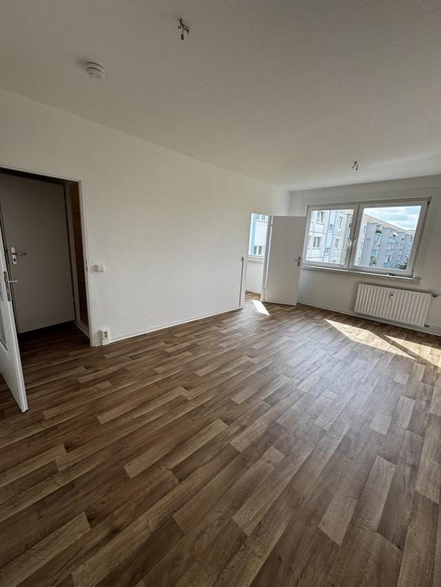 تصویر 1 Zimmer / 32,63 m² – Carola-Neher-Straße 58, 3.G MI