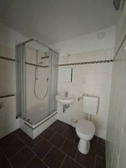 تصویر 3 Zimmer / 66,69 m² – Schönefelder Chaussee 249, 2. OG rechts - schöne 3-Zimmer-Wohnung mit Duschbad - WBS erforderlich