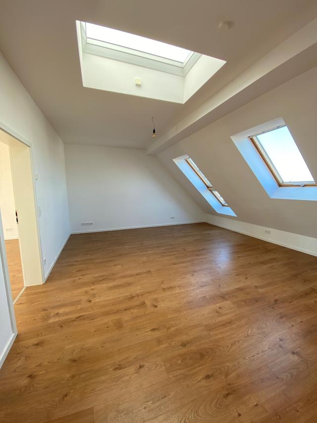 تصویر 3 Zimmer / 111,22 m² – Charmante Dachgeschoss- Wohnung mit Wohlfühlfaktor, Wendenschloßstr. 131A