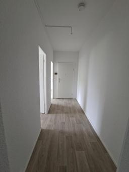 تصویر 3 Zimmer / 66,69 m² – Schönefelder Chaussee 249, 2. OG rechts - schöne 3-Zimmer-Wohnung mit Duschbad - WBS erforderlich