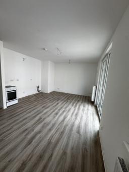تصویر 1 Zimmer / 41,71 m² – Albert-Kuntz-Str. 52, 3.OG MI, ohne WBS zu vermieten, großer Balkon