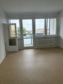 تصویر 2 Zimmer / 49,01 m² – Holzmindener Str. 28, 5.G LI