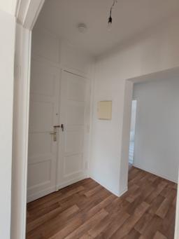 تصویر 2 Zimmer / 70,51 m² – Schöne 2 Zimmer Altbauwohnung direkt am S-Bahnhof Mahlsdorf